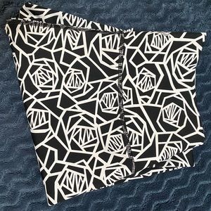 Lululemon long cropped leggings